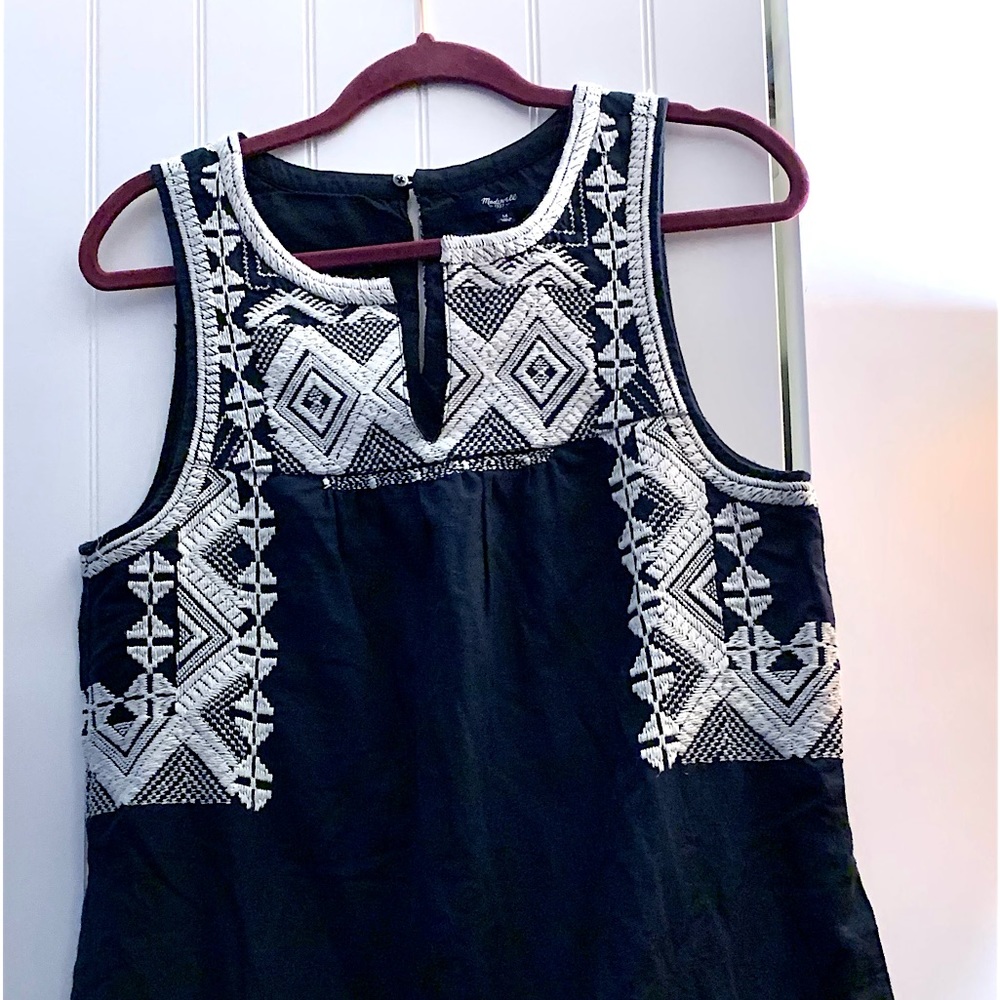 Maxwell dress. Blue with white embroidery.